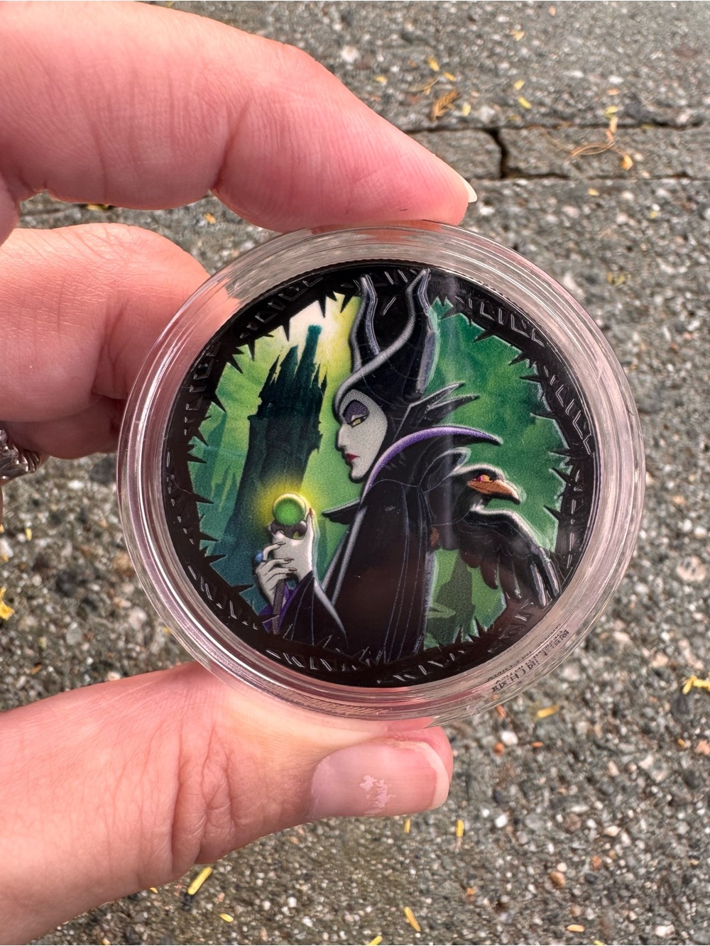 Disney Disneyland Parks Maleficent & Dragon Silver Medallion Coin In Case